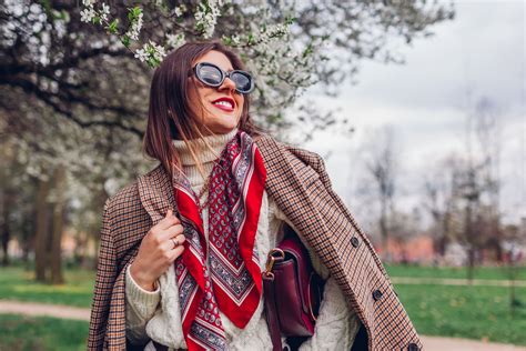 Notre sélection des plus beaux foulards en soie.